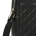 Calvin Klein Embossed Emblem - Umhängetasche 18 cm (black) - Markenkoffer