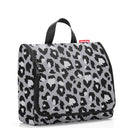 reisenthel cosmetics toiletbag XL - Kulturbeutel 28 cm (leo nero) - Ansicht 2