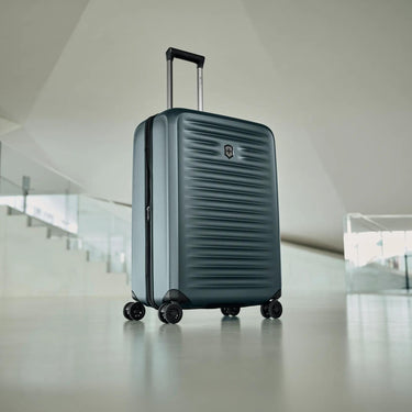 Victorinox Airox Advanced - 4-Rollen-Trolley M 69 cm erw. (storm)
