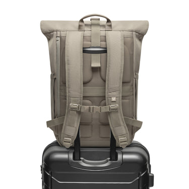 Johnny Urban Allen XL - Rolltop Backpack 49 cm (desert grey) - Ansicht 10