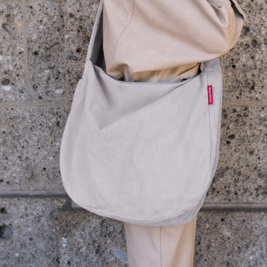 reisenthel Moonbag - Schultertasche 48 cm (cord grey) - Ansicht 7