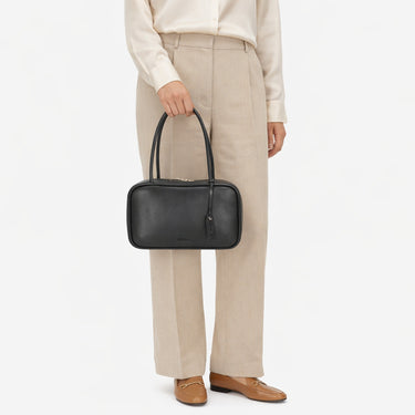 HUGO Jodi - Schultertasche 32 cm (black) - Ansicht 7