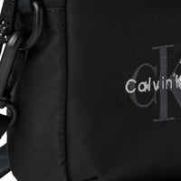 Calvin Klein Bold Logo - Umhängetasche 28 cm (black) - Ansicht 4
