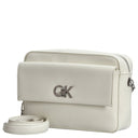 Calvin Klein CK Re - Lock - Umhängetasche 22 cm (lily white) - Markenkoffer