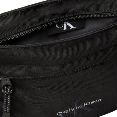 Calvin Klein Monogram - Umhängetasche (black) - Markenkoffer
