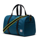 Herschel Novel Carry On - Reisetasche 13" 43.5 cm (legio blue/black/evening primrose) - Markenkoffer