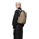 Rains Clip Front - Rucksack 16" 44 cm (beige) - Markenkoffer