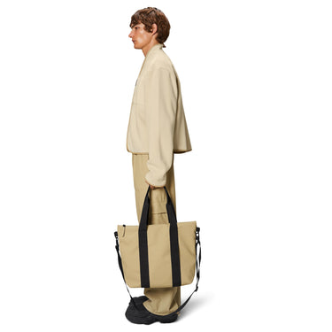 Rains Tote Bag Mini - Shopper 36 cm (sand) - Ansicht 5