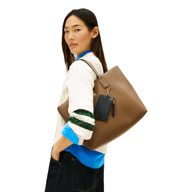 Tommy Hilfiger Icon - Shopper 39 cm (nordic taupe) - Markenkoffer