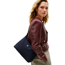 Tommy Hilfiger Popette - Schultertasche 34 cm (space blue) - Markenkoffer