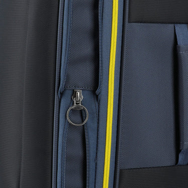 Travelite Color Craze - 4 - Rollen - Trolley M 66 cm erw. (dunkelblau) - Markenkoffer