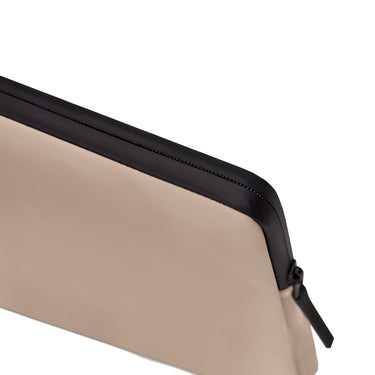 Ucon Acrobatics Argos Medium Lotus - Laptophülle 16" 40.5 cm (nude) - Markenkoffer