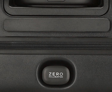 Zero Halliburton Edge Light Carry - On - 4 - Rollen - Trolley 55.9 cm (black) - Markenkoffer